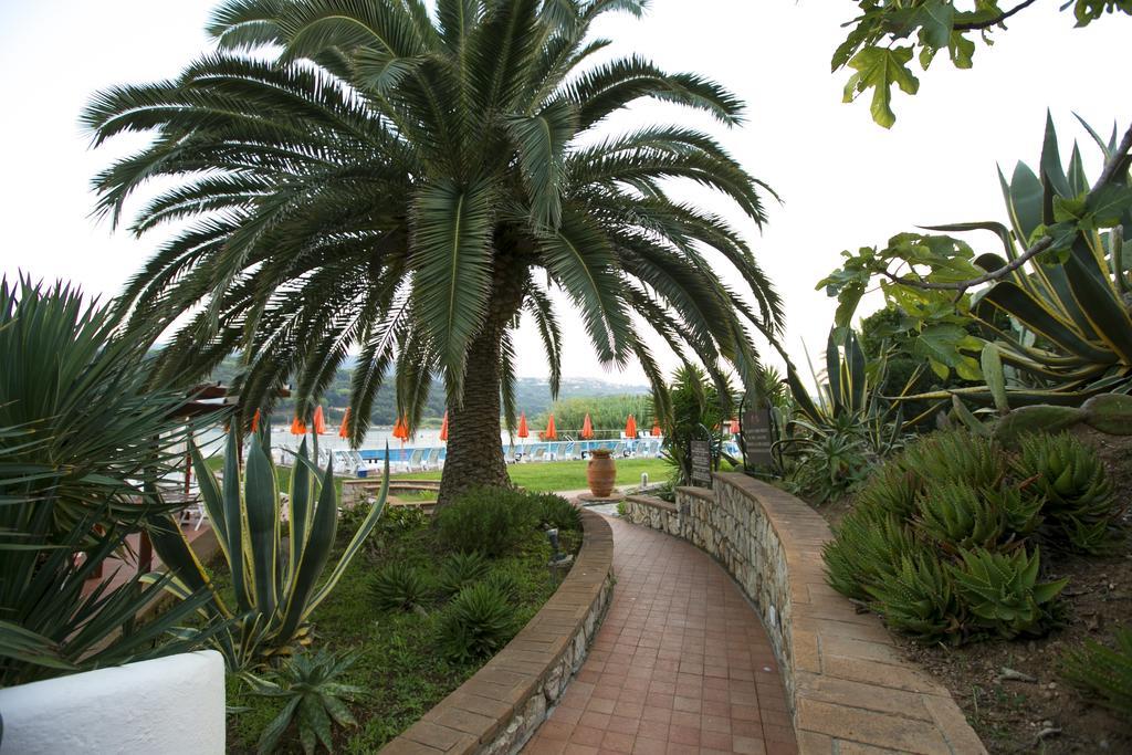 Hotel Cala Di Mola Porto Azzurro Exterior photo